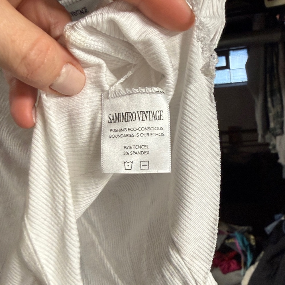 SAMI MIRO VINTAGE White Ribbed Top - Picture 4 of 7